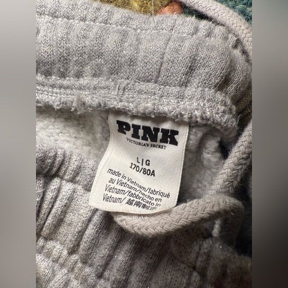 VICTORIA’S SECRET SWEATS BUNDLE - Please read description - Picture 6 of 11
